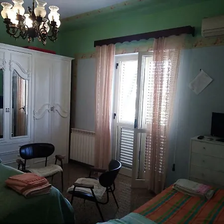 לינה וארוחת בוקר Dei Principi 3*